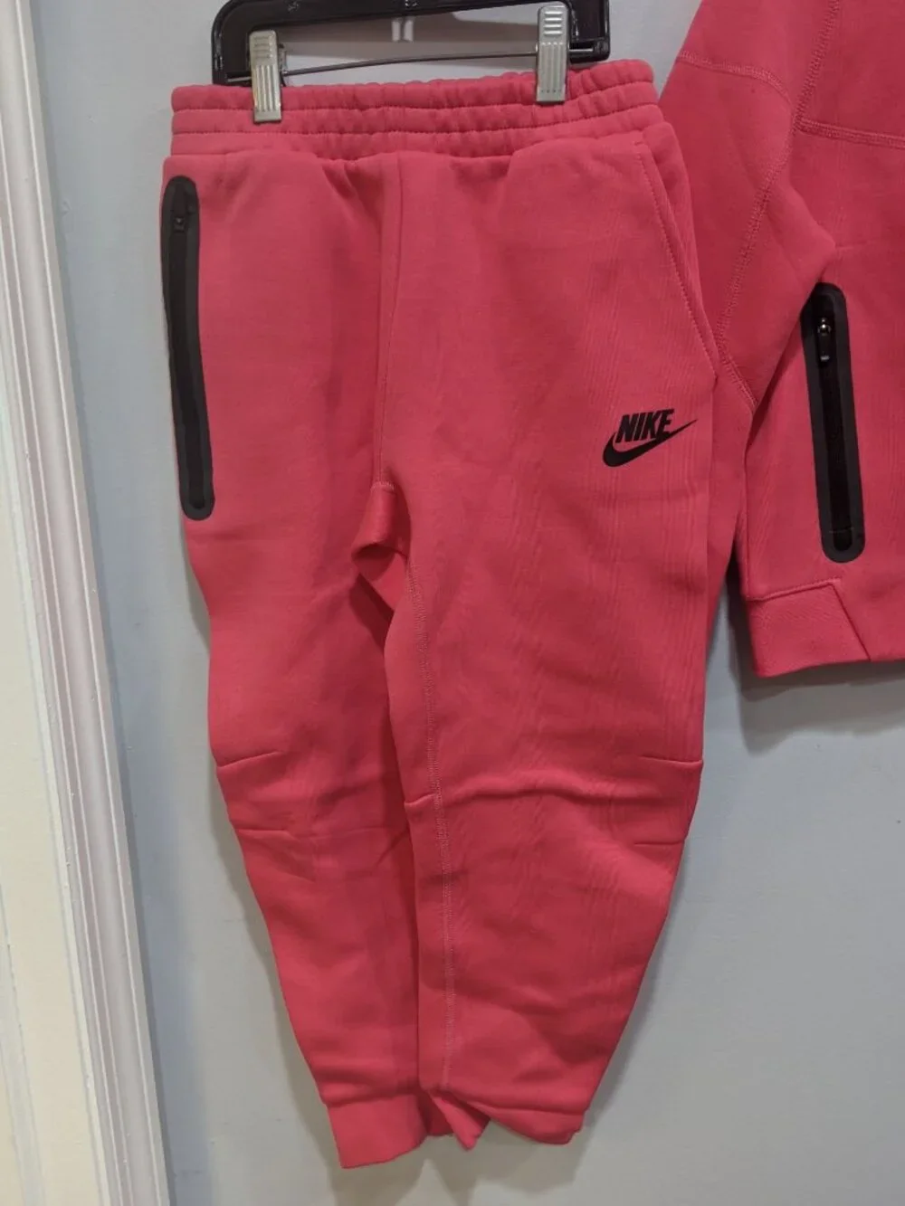 Nike Tech Girls 2 Piece Set Full-Zip Set Aster Pink Size 6X NEW WITH TAGS! - Picture 7 of 12